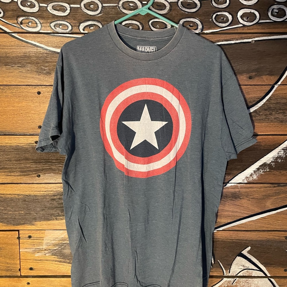 Captain America T-Shirt